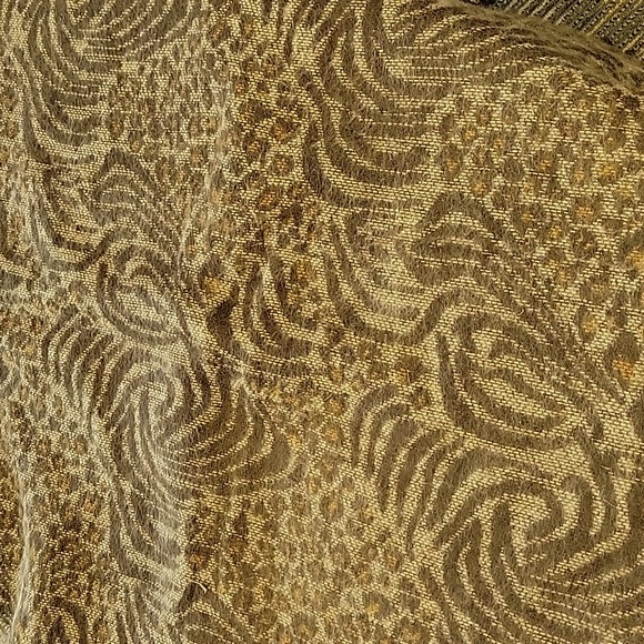 Macys David & Young collection scarf - Picture 4 of 6